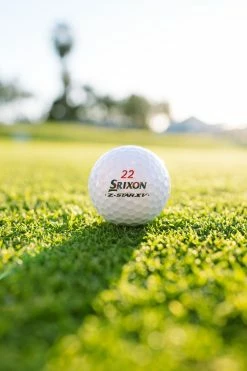 Cleveland Golf Srixon Z-Star XV Tour Divide Golf Balls -Golf Clubs Sales Shop Z STARXV8DIVIDE 1