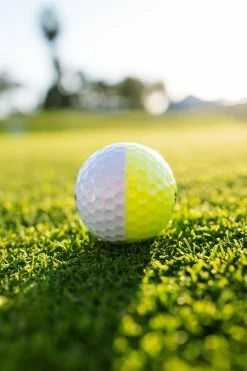 Cleveland Golf Srixon Z-Star XV Tour Divide Golf Balls -Golf Clubs Sales Shop Z STARXV8DIVIDE 3